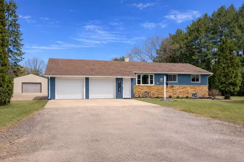 n10480 Queens Way, Necedah, WI 54646