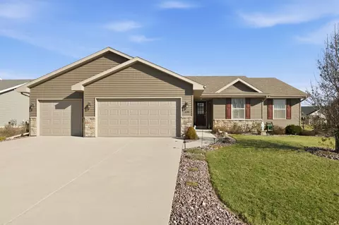 130 E Gailen Ln, Milton, WI 53563