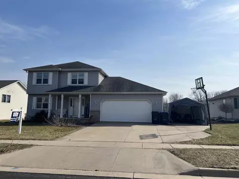 221 Overlook Ter, Marshall, WI 53559