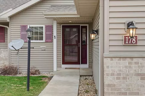 178 Elliott Ln, Oregon, WI 53575