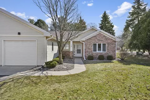 15 Saukdale Trl, Madison, WI 53717