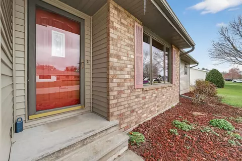 588 Washington St, Monticello, WI 53570