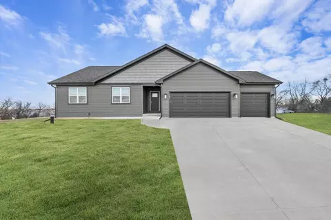 549 Prestige Ct, Edgerton, WI 53534