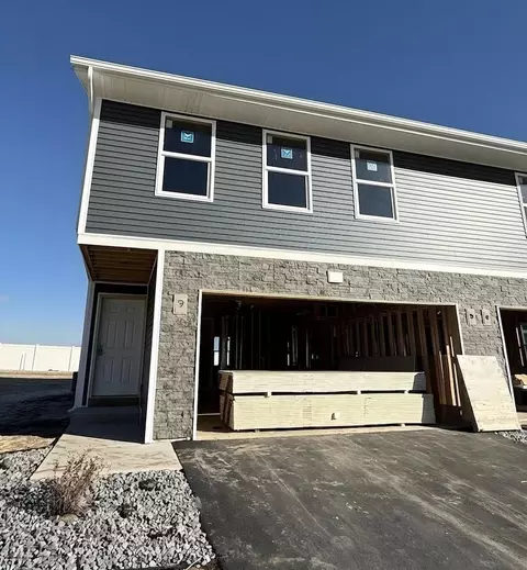 309 Alberts Dr, Belleville, WI 53508