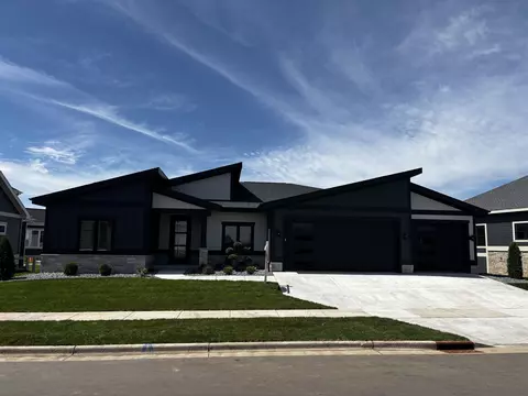 1403 Atlas Trl, Waunakee, WI 53597
