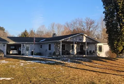 506 N Brooklyn Ave, Elroy, WI 53929