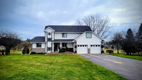 9865 Elkhorn Rd, Tomah, WI 54660