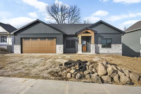844 Blue Ice Pass, Verona, WI 53593
