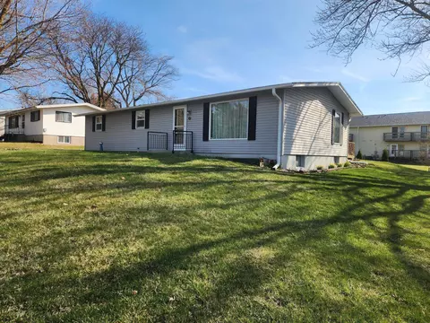 355 May St, Platteville, WI 53818