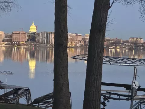 4911 Tonyawatha Trl, Monona, WI 53716