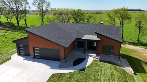 1300 Moll Dr, Waunakee, WI 53597