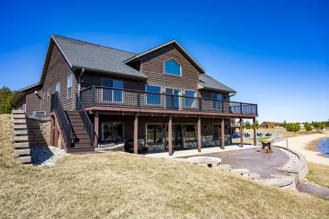 w5698 Westwater Circle, New Lisbon, WI 53950