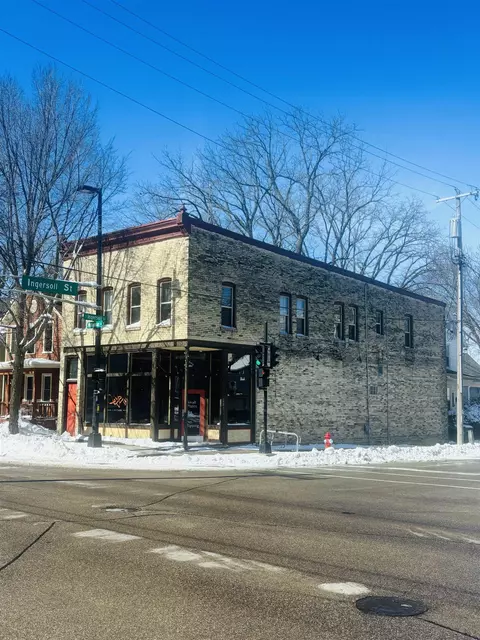 1054 Williamson St, Madison, WI 53703