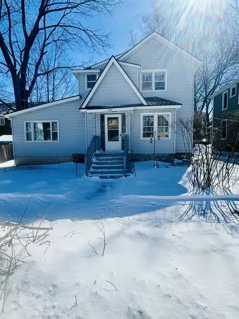 1043 Jenifer St, Madison, WI 53703