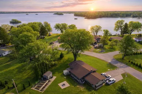 n7389 Edgewater Drive, Beaver Dam, WI 53916