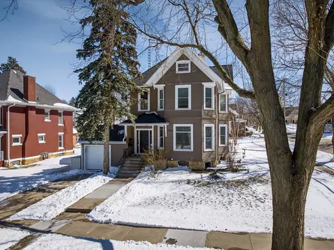 1322 17th Ave, Monroe, WI 53566