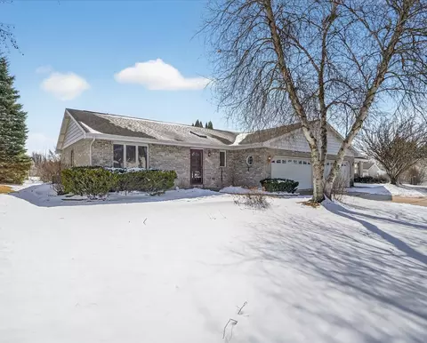 3206 Thames Ln, Janesville, WI 53546