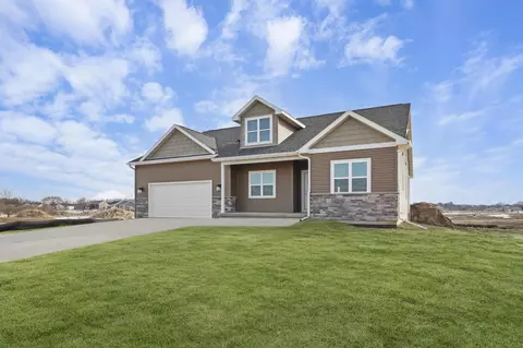 300 Michelle Ln #177, Cottage Grove, WI 53527