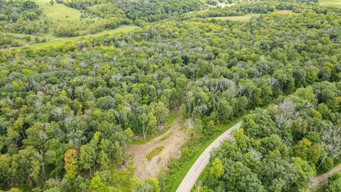 2222 County Road Y, Dodgeville, WI 53533