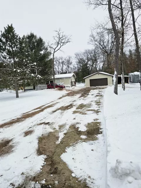 1626 13th Dr, Friendship, WI 53934