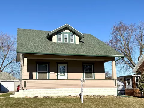 713 19th Ave, Monroe, WI 53566