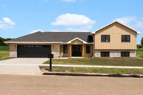 118 Windmill Ridge Rd, Evansville, WI 53536