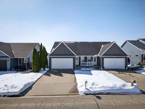 645 Garfield Ave #1, Evansville, WI 53536