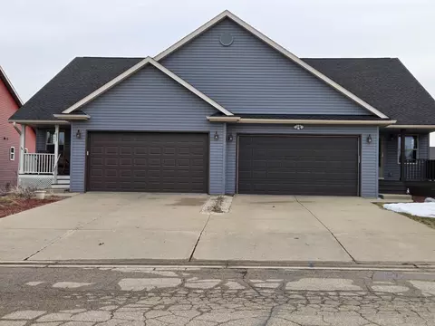 637 Garfield Ave, Evansville, WI 53536