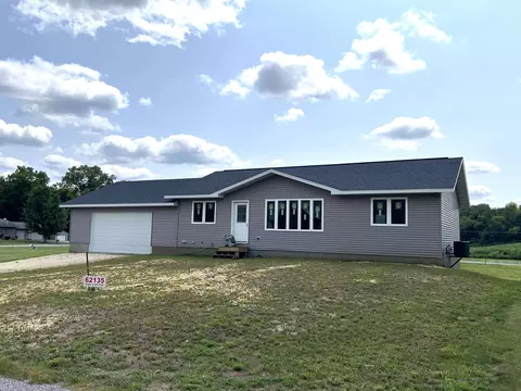 62135 Sugar Loaf Trl, Prairie Du Chien, WI 53821