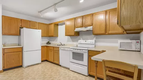16 N Allen St, Madison, WI 53726