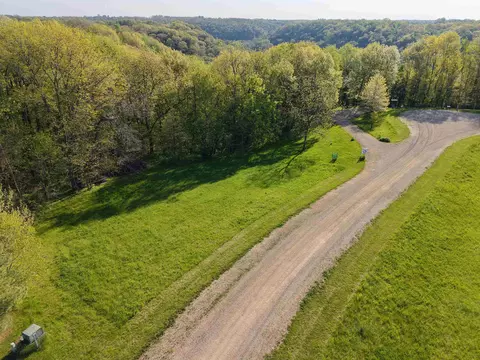 4932 4944 Orion Ct, Cassville, WI 53806