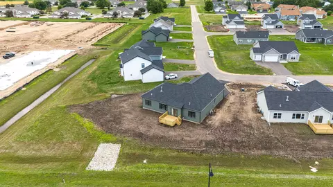 View/Area - 1732 E Kyle Cir, Beloit, WI 53511 photo 2 of 3