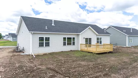 Exterior - 1738 E Kyle Cir, Beloit, WI 53511 photo 2 of 4