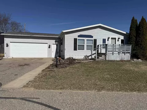 2701 E Main St #162, Reedsburg, WI 53959