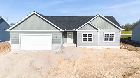 1744 E Kyle Cir, Beloit, WI 53511