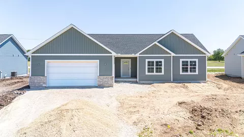 1744 E Kyle Cir, Beloit, WI 53511