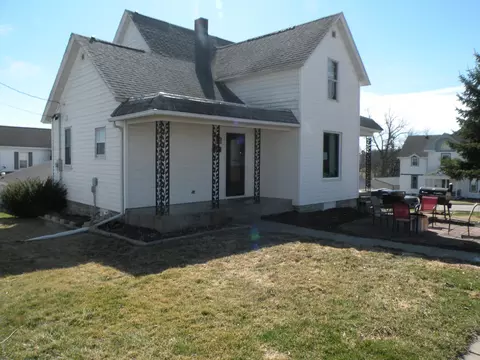 110 Prospect St, Bloomington, WI 53804