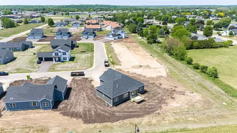 View/Area - 1756 E Kyle Cir, Beloit, WI 53511 photo 3 of 4