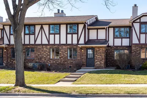 2918 Cimarron Trl, Madison, WI 53719