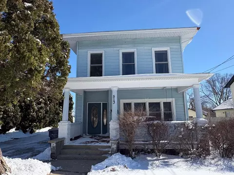 513 Center Ave, Janesville, WI 53548