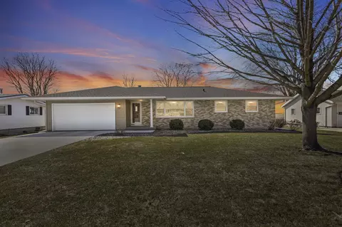 226 Curtis St, Arlington, WI 53911