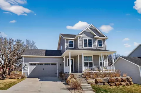 523 Tawny Elm Pkwy, Verona, WI 53593