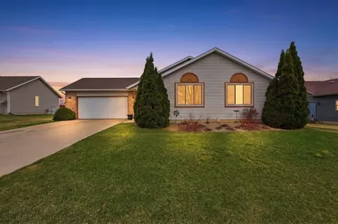1129 Lincoln Rd, Oregon, WI 53575