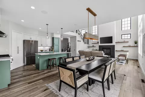 6629 Morning Dew Ln, Sun Prairie, WI 53590