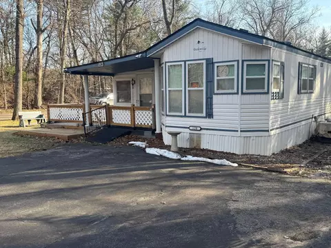 120 Spring Brook Dr, Wisconsin Dells, WI 53965