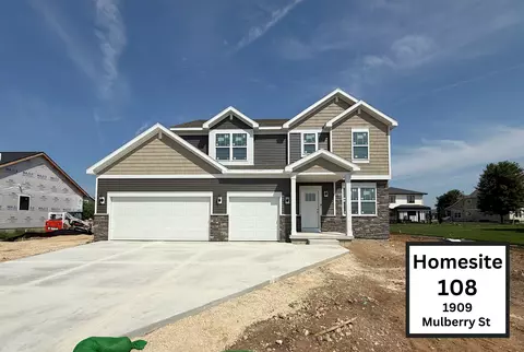 1909 Mulberry St #108, Sauk City, WI 53583