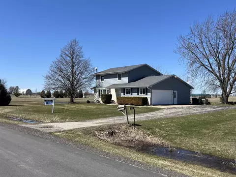 1690 W Ripple Ave, Oshkosh, WI 54904