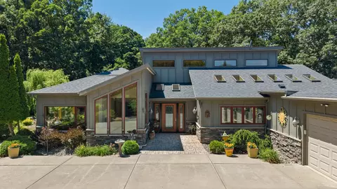 n6241 County Road West, Portage, WI 53901