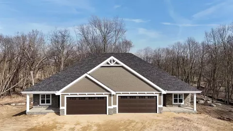11 Deer Hollow Court, Deforest, WI 53532