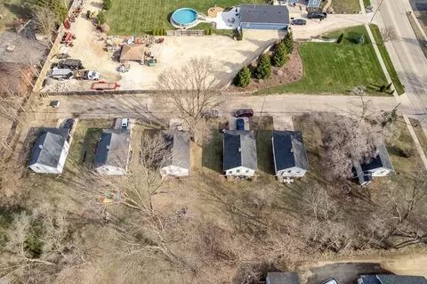 View/Area - 826-850 Sharpes Ct, Beloit, WI 53511 photo 4 of 10